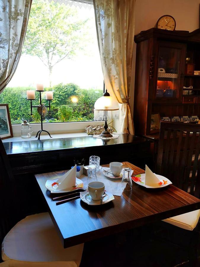 Krummhörn Hotel Garni Landhaus Uttum מראה חיצוני תמונה